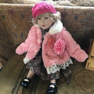 american girl Other - My twinn blonde American girl doll american girl Other - My twinn blonde American girl doll